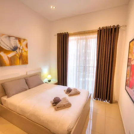 Spacious And Beautifully Furnished 3 Bedrooms/3bathrooms With 2 Balconies Wvid1-1 * Gzira