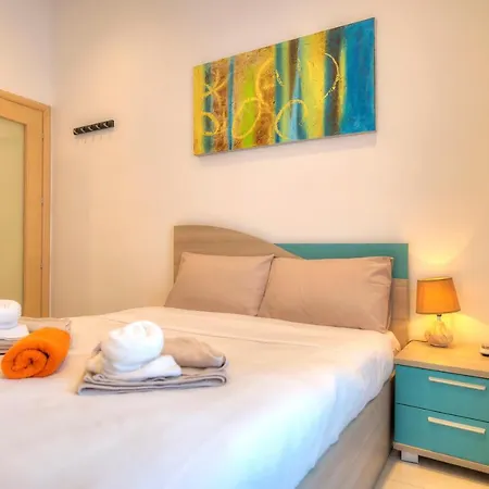 Spacious And Beautifully Furnished 3 Bedrooms/3bathrooms With 2 Balconies Wvid1-1 Apartmán *