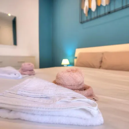Spacious And Beautifully Furnished 3 Bedrooms/3bathrooms With 2 Balconies Wvid1-1 *