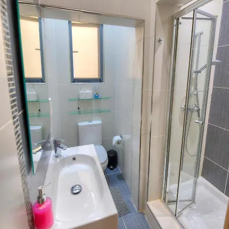 Spacious And Beautifully Furnished 3 Bedrooms/3bathrooms With 2 Balconies Wvid1-1 Apartmán *