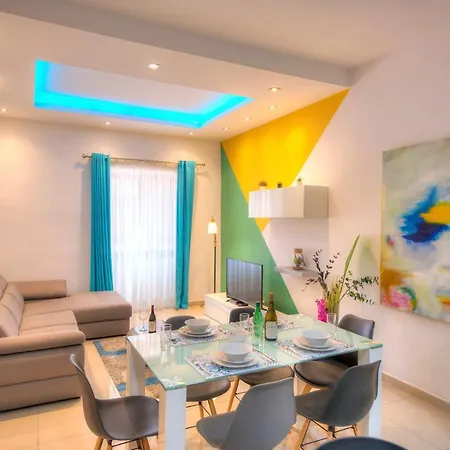 Spacious And Beautifully Furnished 3 Bedrooms/3bathrooms With 2 Balconies Wvid1-1 *