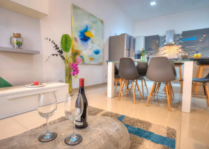 Spacious And Beautifully Furnished 3 Bedrooms/3bathrooms With 2 Balconies Wvid1-1