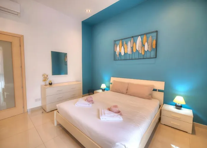 Daire Spacious And Beautifully Furnished 3 Bedrooms/3bathrooms With 2 Balconies Wvid1-1 *